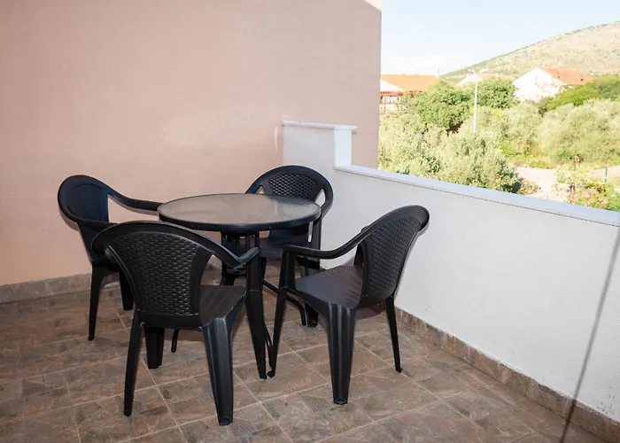 Dalmatian Apartment *